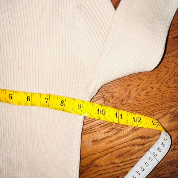 Lilly’s Kloset Hot!🔥 Form fitting  Dress - Picture 12 of 15